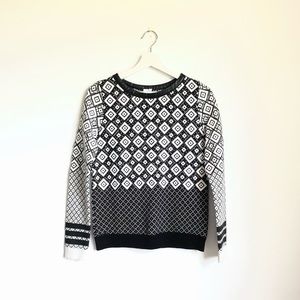 SI-IAE Black / White Geometric Pattern Sweater Size Small